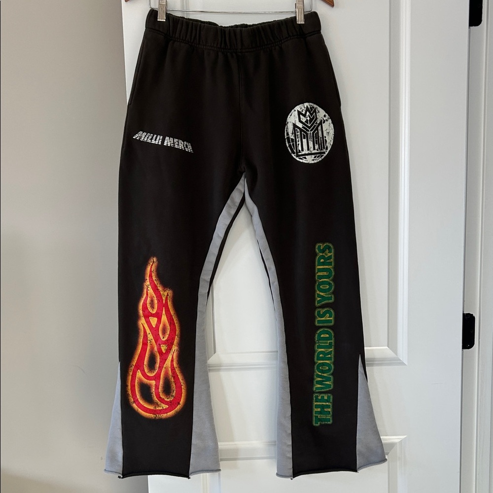 Millii Merch Goku Flare Sweatpants w Graphics Sz L w MEASUREMENTS  4 Pockets MBE